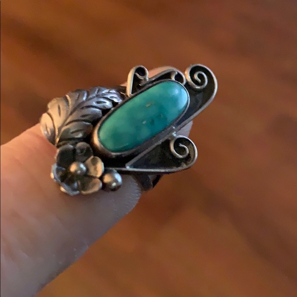 Navajo Jewelry - Navajo ring High Grade Turquiose EUC